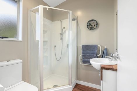 Photo of property in 542d West Coast Road, Oratia, Auckland, 0604