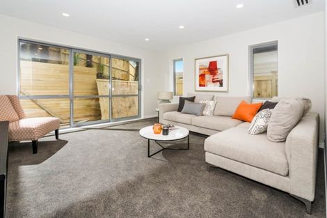 Photo of property in 19 Rangitoto Terrace, Milford, Auckland, 0620