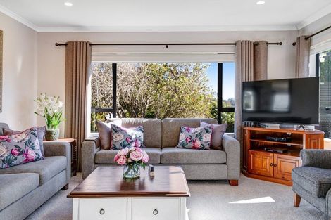 Photo of property in 15 Palm Cove, Arkles Bay, Whangaparaoa, 0932