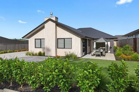 Photo of property in 85 Helenslee Road, Pokeno, 2472