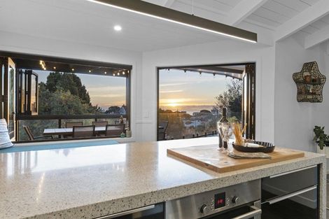 Photo of property in 12a Ridge Lane, New Plymouth, 4310
