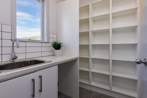 Photo of property in 4040 Great North Road, Glen Eden, Auckland, 0602