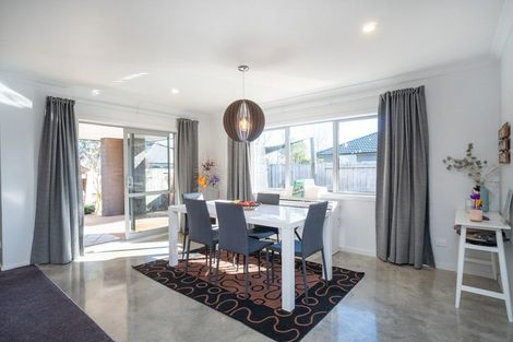 Photo of property in 26a Oak Crescent, Ashhurst, 4810