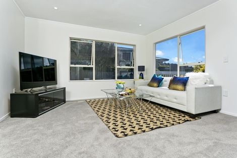 Photo of property in 10 Owl Court, Unsworth Heights, Auckland, 0632
