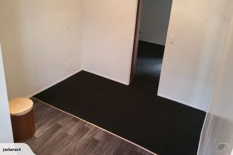 Photo of property in 24 Gibbs Crescent, Red Hill, Papakura, 2110