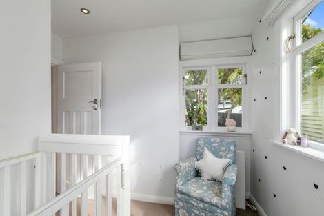 Photo of property in 6 Kowhai Street, Eastbourne, Lower Hutt, 5013