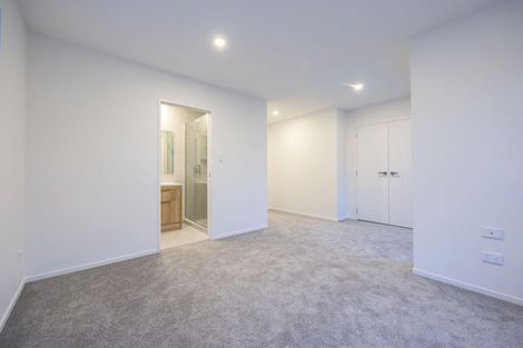 Photo of property in 30 Whakato Avenue, Kumeu, 0810