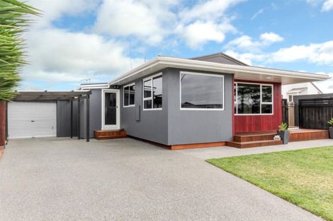 Photo of property in 6 Sole Avenue, Bell Block, New Plymouth, 4312