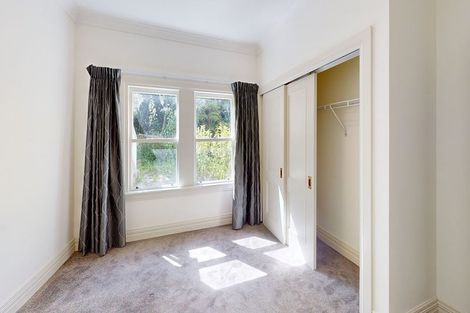 Photo of property in 44 Aurora Terrace, Kelburn, Wellington, 6012