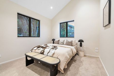 Photo of property in 15c Kiri Place, Mairangi Bay, Auckland, 0630