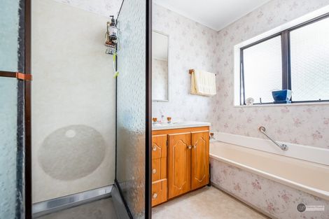 Photo of property in 2/13 Ranfurly Street, Trentham, Upper Hutt, 5018