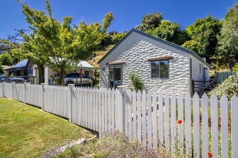 Photo of property in 43 Mcdonnell Road, Arrowtown, 9302