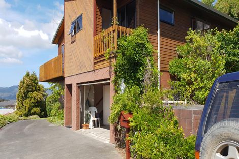 Photo of property in 26 Bay View Road, Cable Bay, 0420