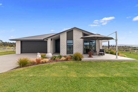 Photo of property in 9 Betty May Drive, Pyes Pa, Tauranga, 3173