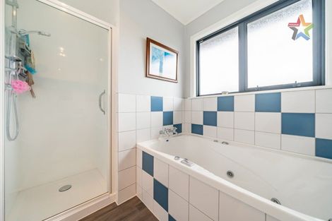 Photo of property in 325 Wellington Road, Wainuiomata, Lower Hutt, 5014