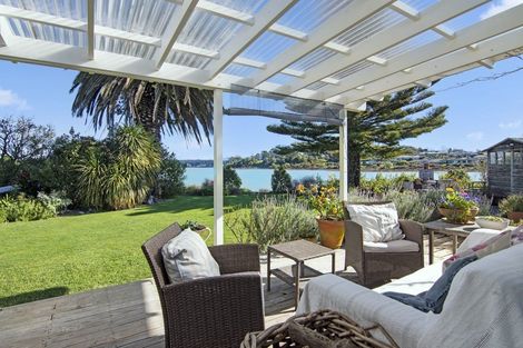 Photo of property in 32 Tahi Street, Mapua, 7005