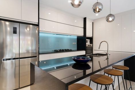 Photo of property in 16 Tararua Street, Massey, Auckland, 0614