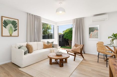 Photo of property in 1/24 Dunn Street, Somerfield, Christchurch, 8024