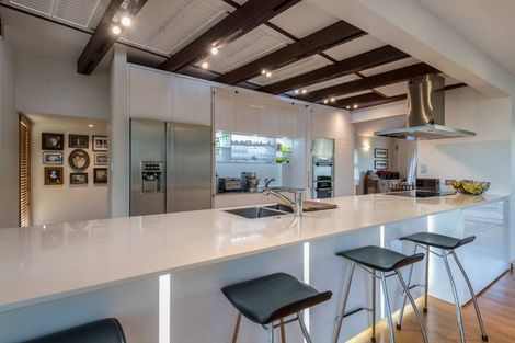 Photo of property in 11 Clifton Road, Browns Bay, Auckland, 0630