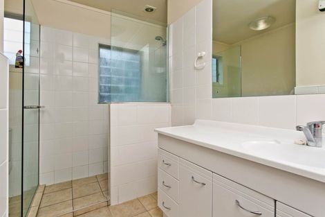 Photo of property in 34b Velma Road, Hillcrest, Auckland, 0627