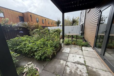 Photo of property in 4/25 Grove Road, Addington, Christchurch, 8024