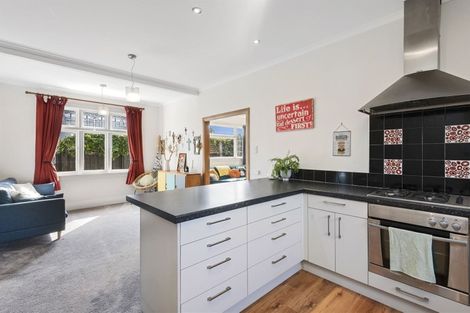 Photo of property in 37 Medway Street, Richmond, Christchurch, 8013