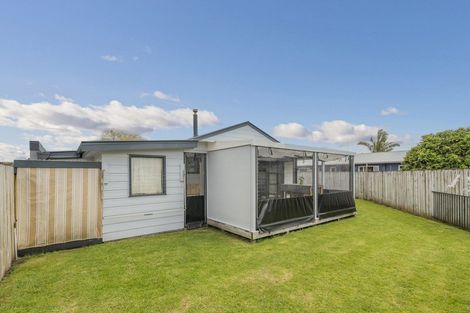 Photo of property in 1 Cholmondeley Crescent, Whitianga, 3510
