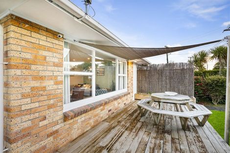 Photo of property in 45 Eastdale Road, Avondale, Auckland, 1026