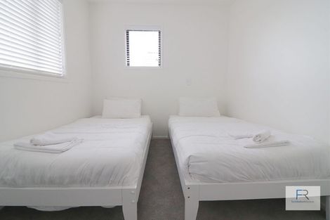 Photo of property in 4 Tapuwae Way, Mangere Bridge, Auckland, 2022