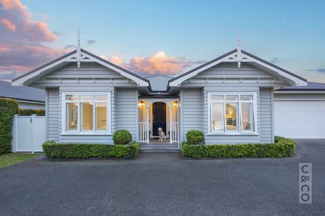 Photo of property in 39 Albert Street, Riverhead, 0820