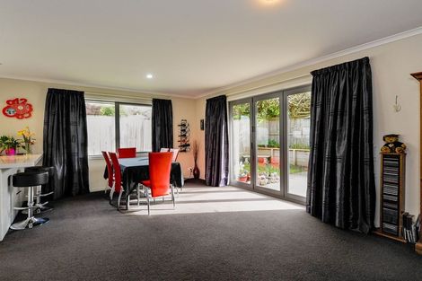 Photo of property in 77 Musselburgh Rise, Musselburgh, Dunedin, 9013