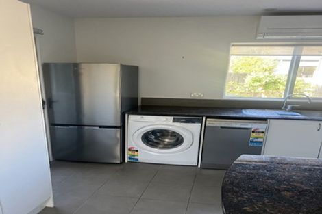 Photo of property in 1/48 Taharoto Road, Takapuna, Auckland, 0622