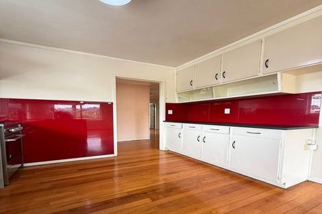 Photo of property in 60 Orams Road, Hillpark, Auckland, 2102