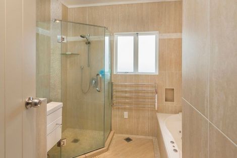 Photo of property in 1/31 Howe Street, Howick, Auckland, 2014