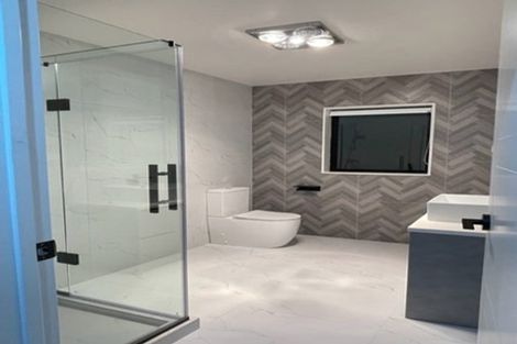 Photo of property in 103 Ennis Avenue, Pakuranga Heights, Auckland, 2010