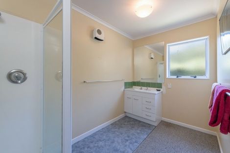 Photo of property in 17 Okiwi Crescent, Okiwi Bay, French Pass, 7193