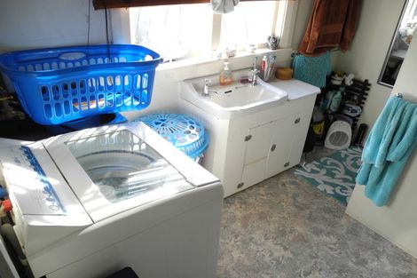 Photo of property in 14 James Street, Waimate, 7980