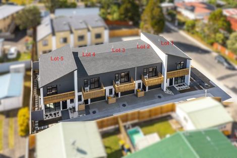 Photo of property in 13d Normandy Place, Henderson, Auckland, 0610