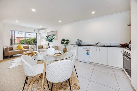 Photo of property in 8/46 Park Estate Road, Rosehill, Papakura, 2113