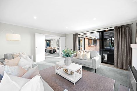 Photo of property in 6 Compton Grove, Huntington, Hamilton, 3210