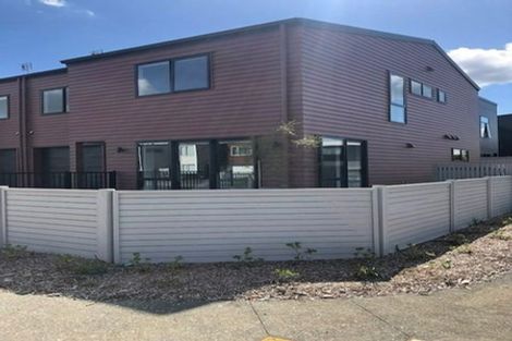 Photo of property in 19 Whimbrel Road, Flat Bush, Auckland, 2019