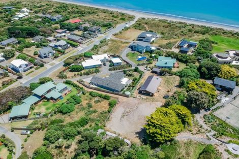 Photo of property in 276 Peka Peka Road, Peka Peka, Waikanae, 5391