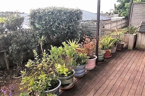 Photo of property in 11 Brittany Drive, Henderson, Auckland, 0612