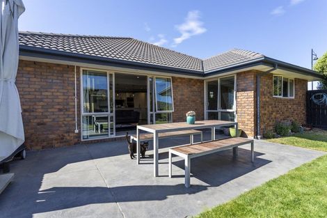 Photo of property in 16 Te Pihopa Way, Aidanfield, Christchurch, 8025