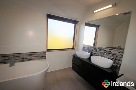 Photo of property in 2/16 Onslow Street, St Albans, Christchurch, 8014