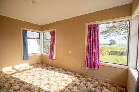 Photo of property in 88 Pipiroa Road, Ngatea, 3503