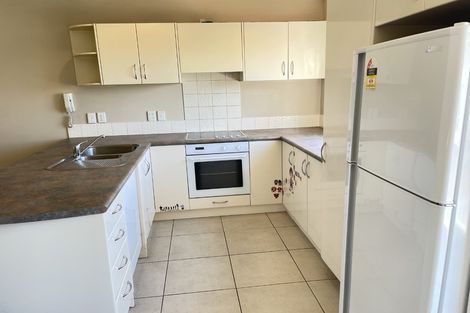 Photo of property in 3/57 Gladstone Road, Northcote, Auckland, 0627