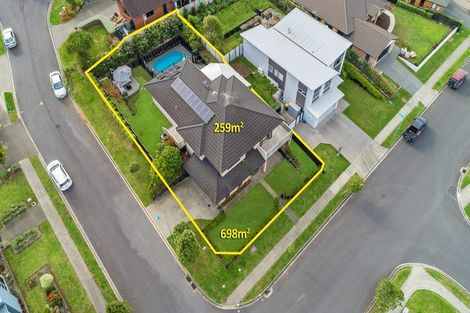 Photo of property in 2 Ellivani Rise, Pukekohe, 2120