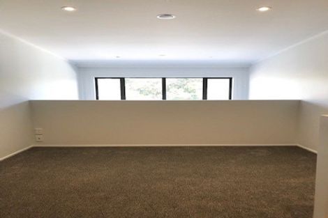 Photo of property in 9b/30 Westward Ho, Glen Eden, Auckland, 0602