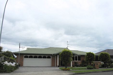 Photo of property in 13 Saunders Crescent, Stoke, Nelson, 7011